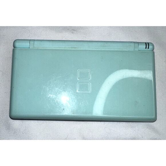 Nintendo DS Lite Ice Blue Handheld Gaming System Game Bundle Stylus and Case - Picture 1 of 7